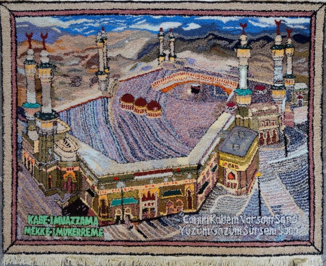 Домотканый гобелен Веляде Аблязовой //Фото: пресс-служба феодосийского музея Александра Грина