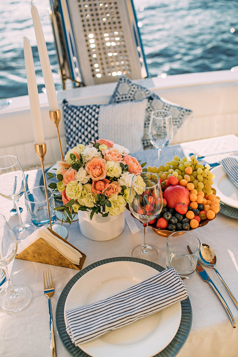 Свидание на яхте от https://pomolvka.online