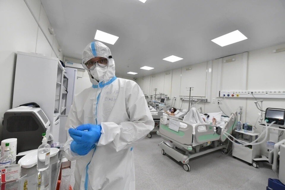     Количество заболевших коронавирусом в России растет Иван МАКЕЕВ