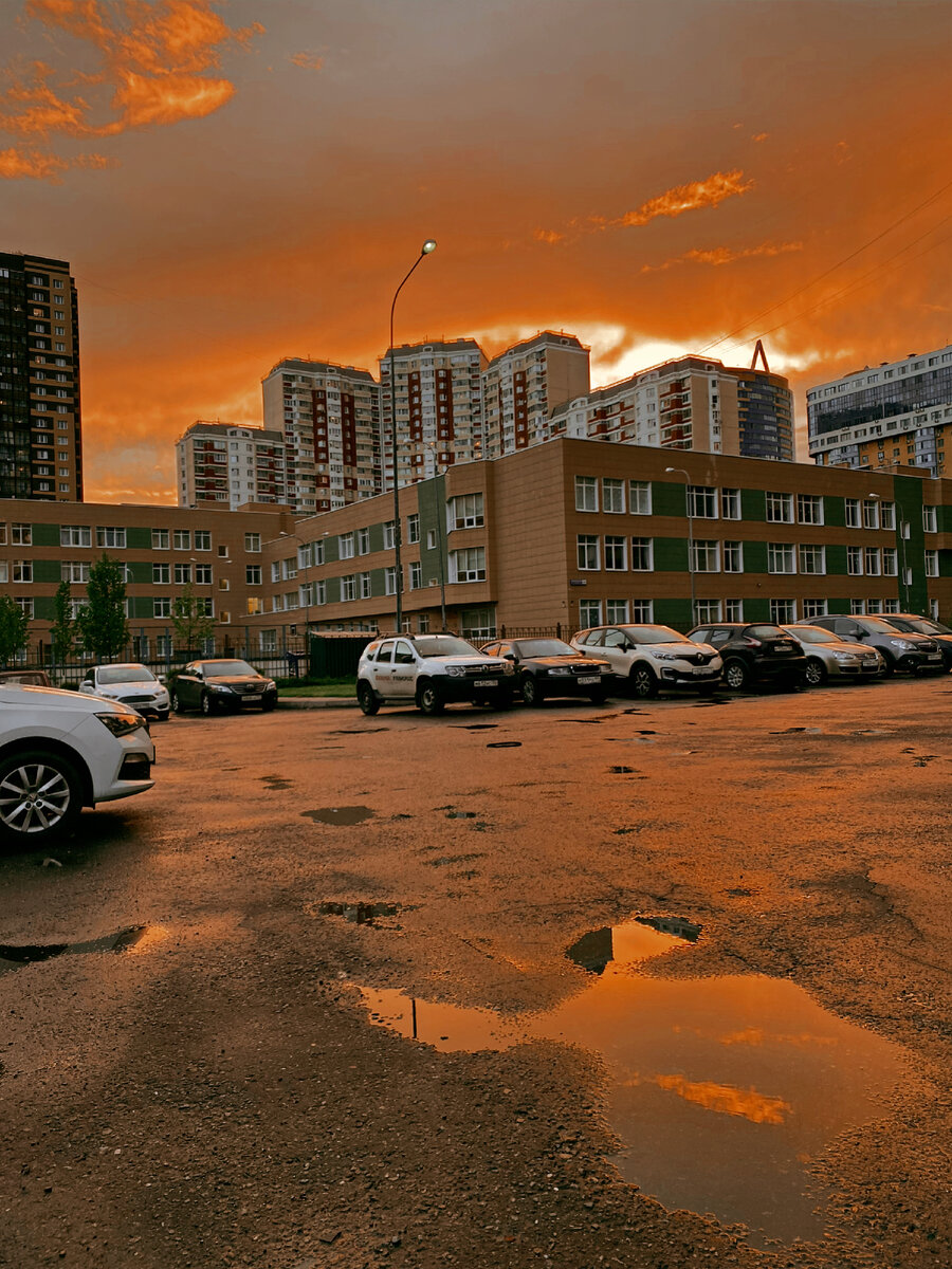 Просто соседская школа, я в ней не работал