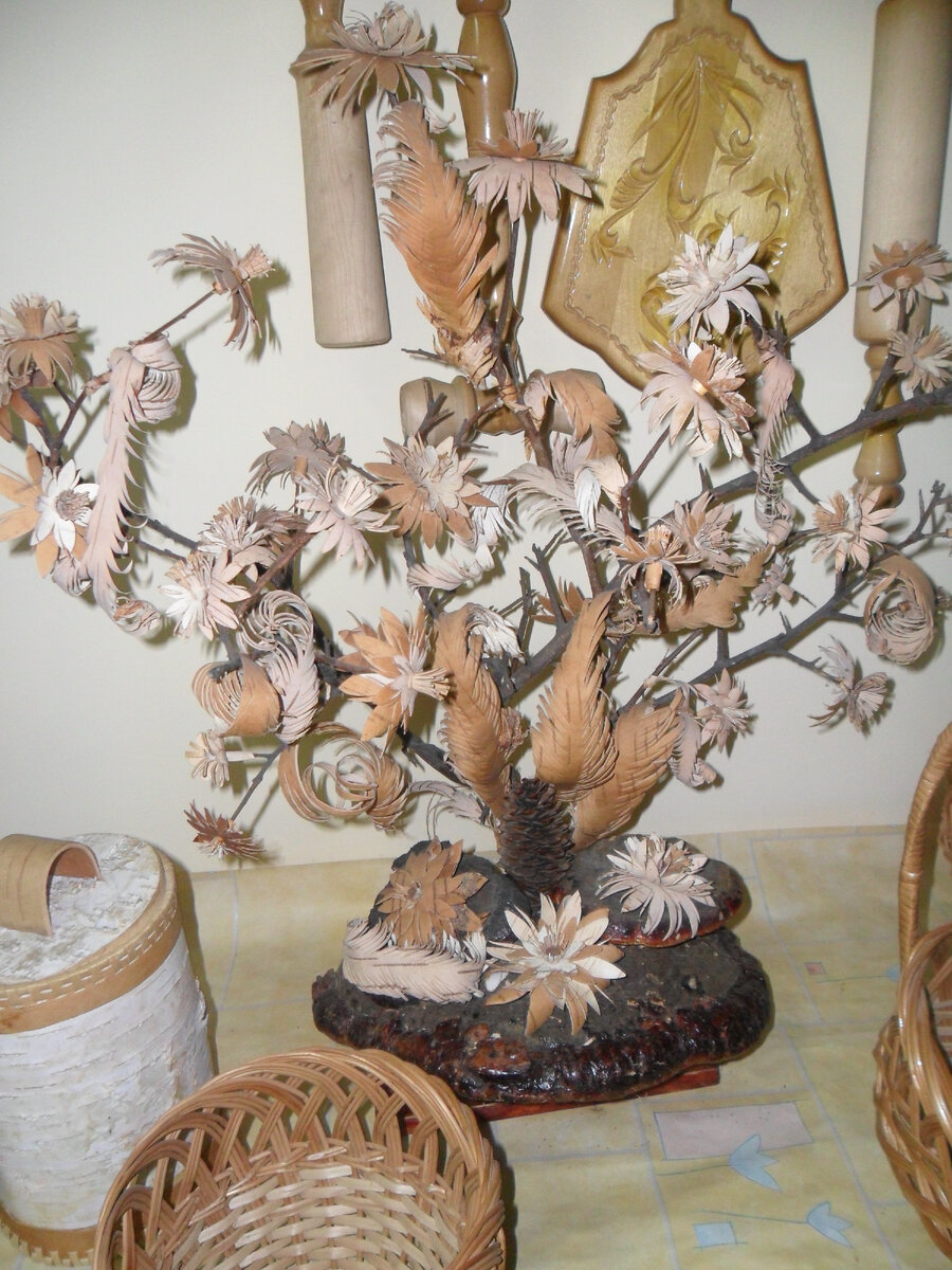 красивая композиция из музея леса. фото автора 