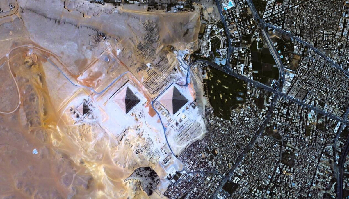 пирамиды фото из космоса