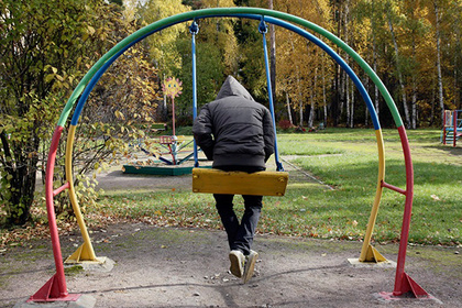 Нелюди