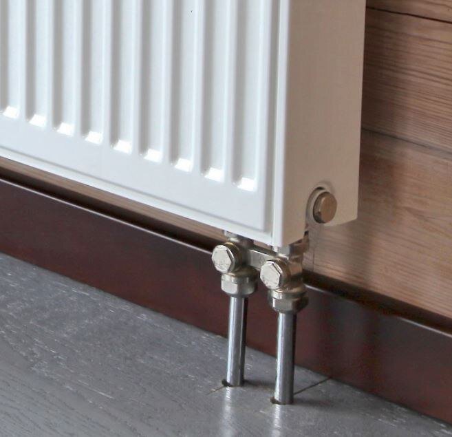 Подключение стального панельного радиатора из пола