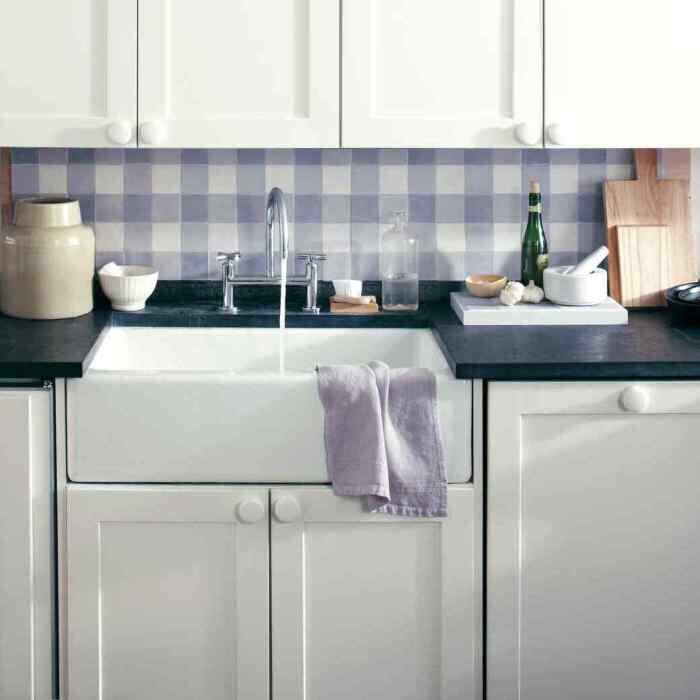 
Стильный кухонный фартук.
