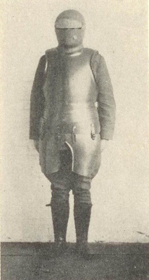 Body armor, Armors and Machine guns