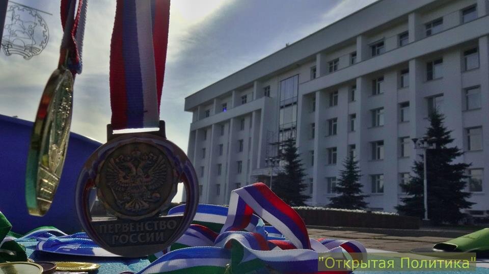 протест родителей под окнами Дома Республики Башкортостана. Уфа 7.09.18