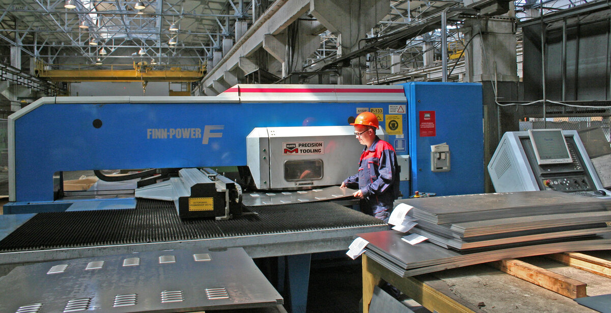 Вяземский машиностроительный завод механический цех. Пищевая промышленность вязьмы. Ооо вязьма завод. Вязьма машиностроительный завод. Ао вяземский машиностроительный завод сайт.