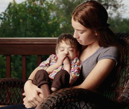 Старшая сестра Брук