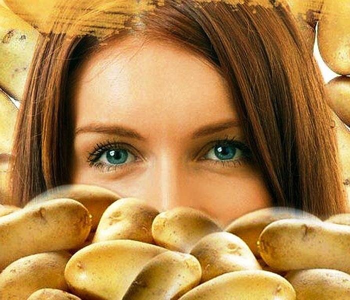 Маска из простого картофеля, поможет решить вашу проблему легко и быстро.