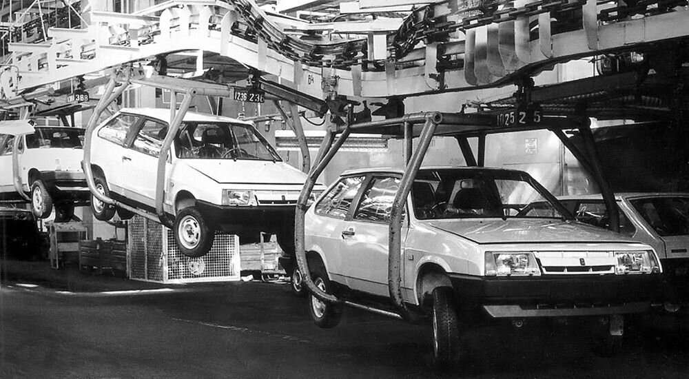 Начало выпуска ВАЗ-2108