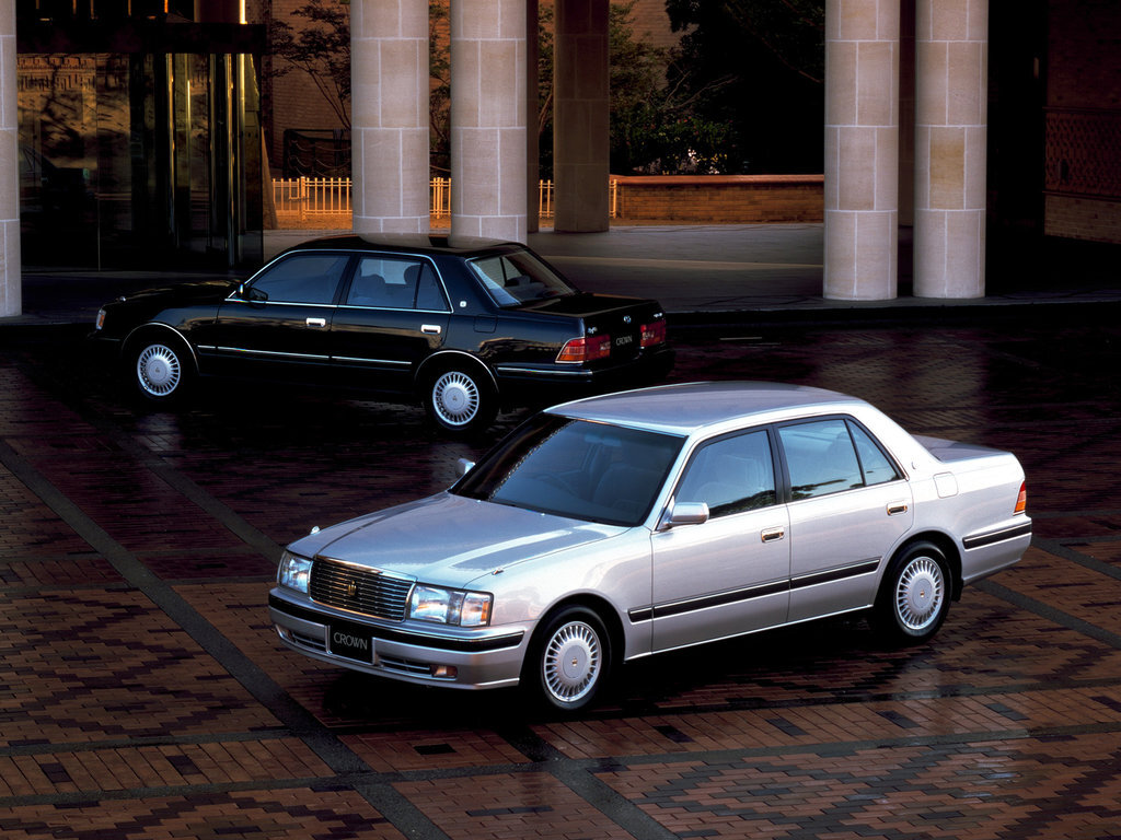 Toyota Crown Sedan