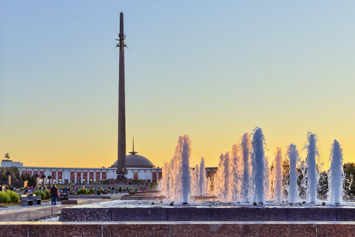 Площадь победы москва