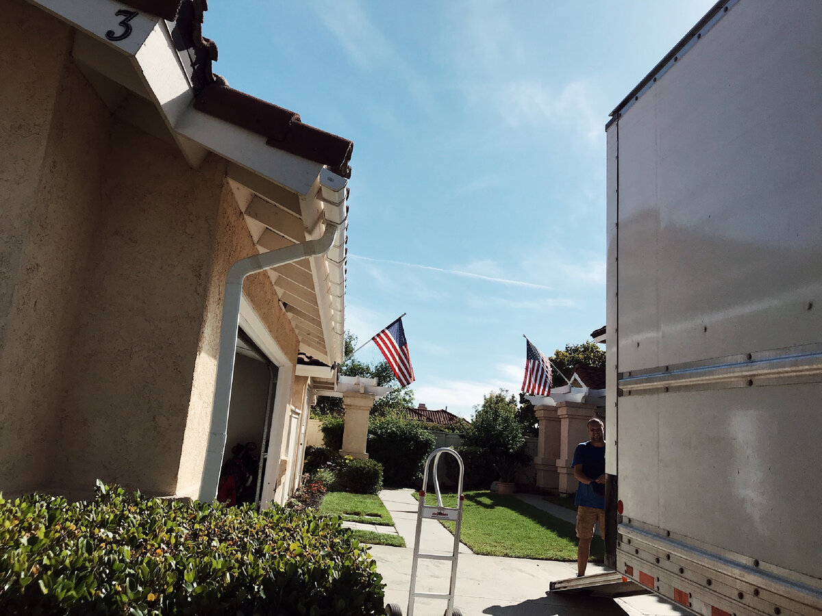  Если времени на дорогу будет уходить больше часа, то для многих это тоже повод переезда