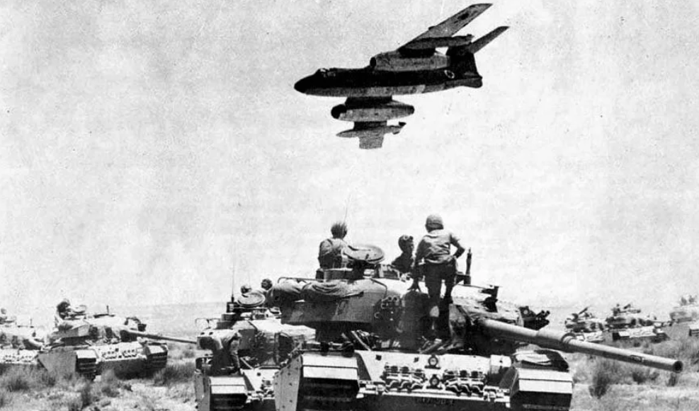 Израильские войска на Синае.