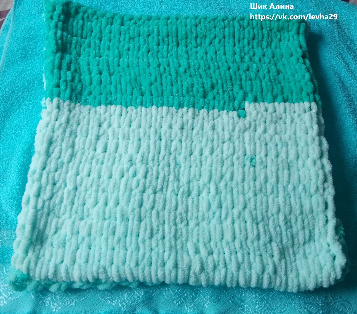 Обратная сторона наволочки с узором "плетенка".