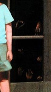 Увеличенный фрагмент с дверью 