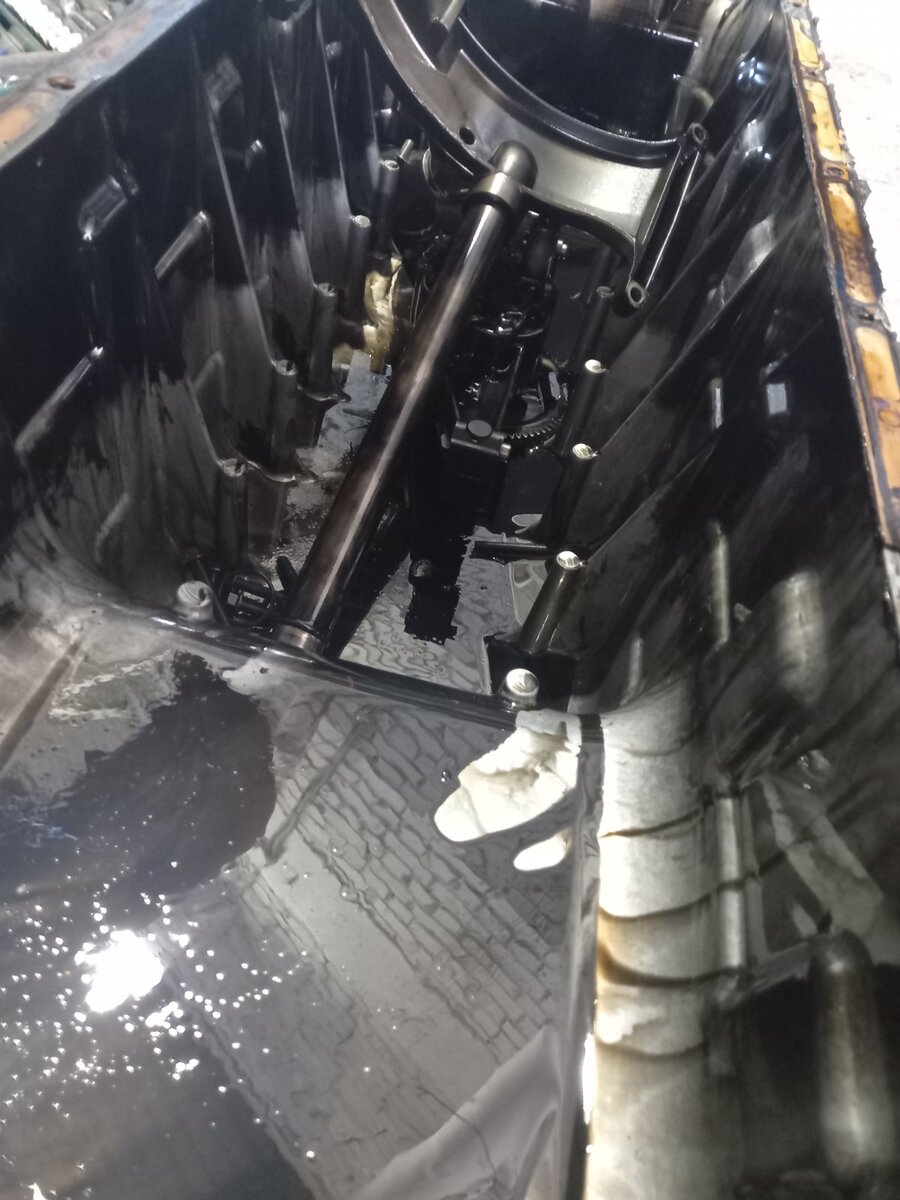 Поддон двигателя