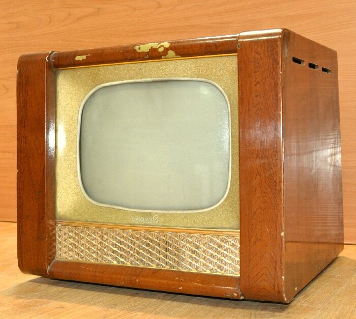 Фото Яндекс Картинки.   Помните такой телевизор?
