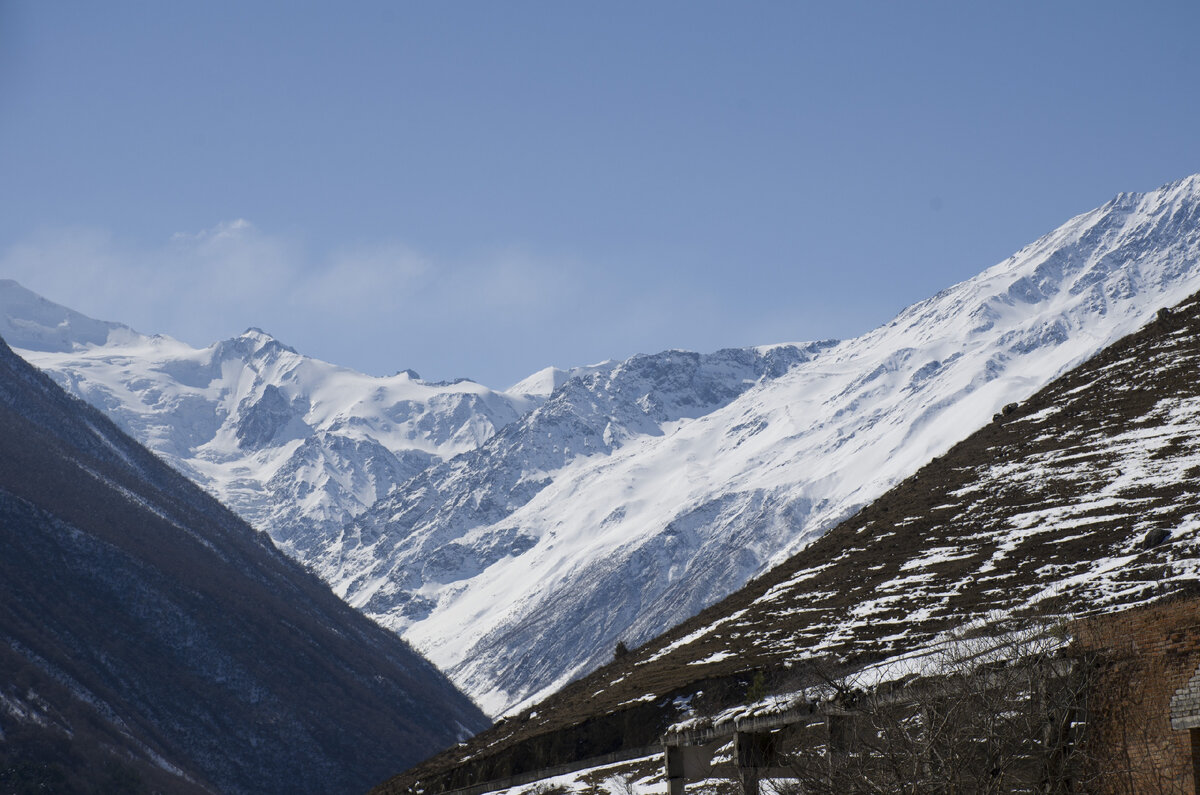 Вид на долину реки Геналдон