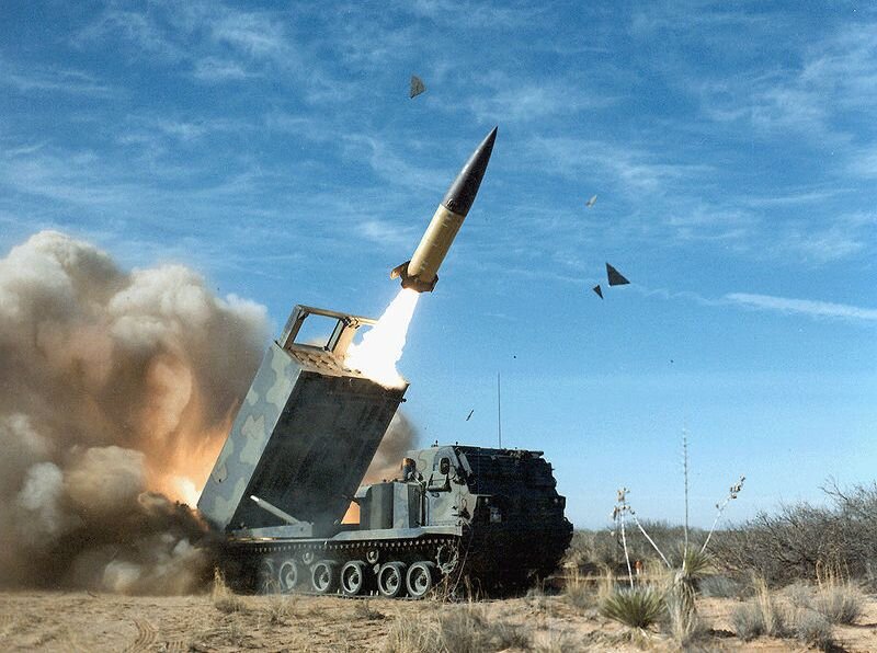 Запуск баллистической ракеты малой дальности MGM-140 ATACMS, фото: wikimedia.org