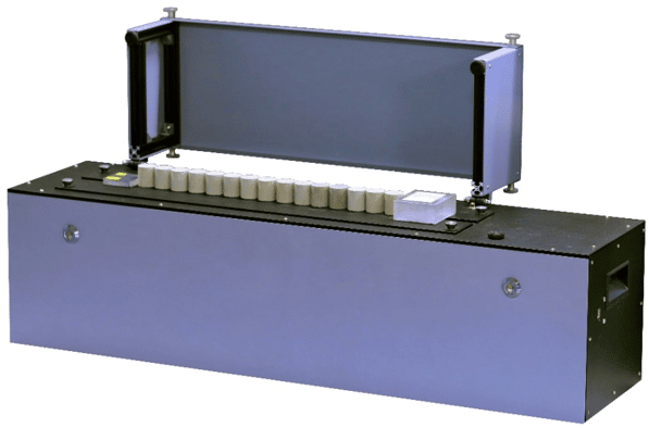    Уникальная лазерная установка, обеспечивающая неразрушающие бесконтактные профильные прецизионные измерения теплофизических свойств образцов пород разных форм и размеров с высокой производительностью / ©Евгений Попов и другие / IOP Conference Series: Earth and Environmental Science