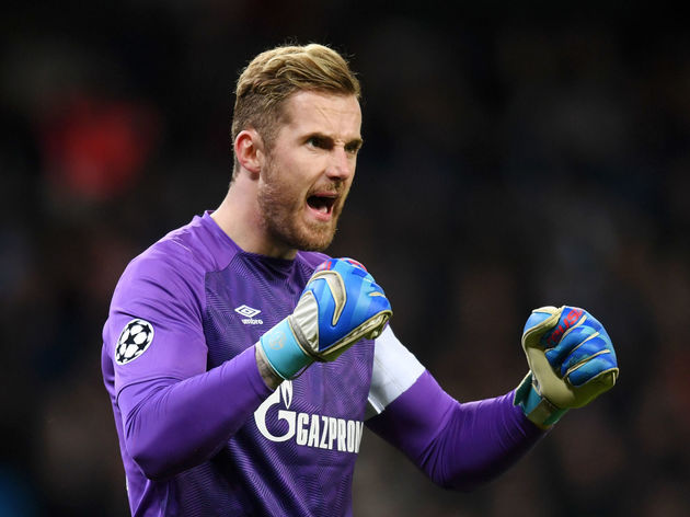 Источник: https://www.90min.com/posts/6404285-ralf-fahrmann-undergoes-norwich-city-medical-ahead-of-loan-move-from-schalke-04