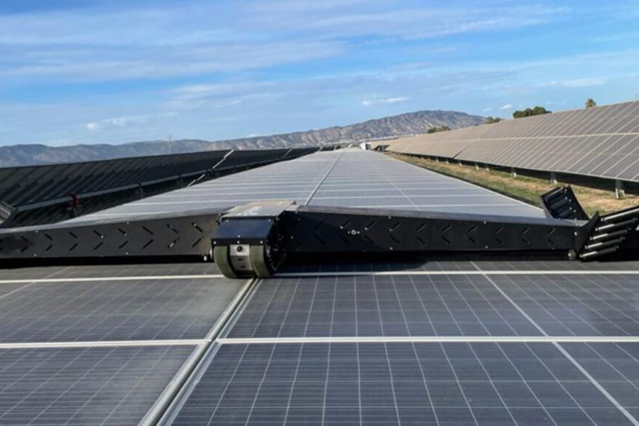 Стартап по созданию робота для автоматизированной очистке фотоэлектрических установок без использования воды