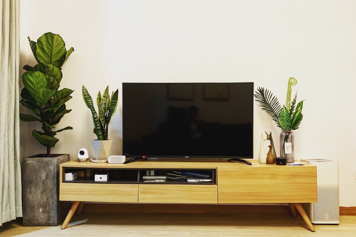     Создание ТВ зоны в гостиной: оформление в современном стиле