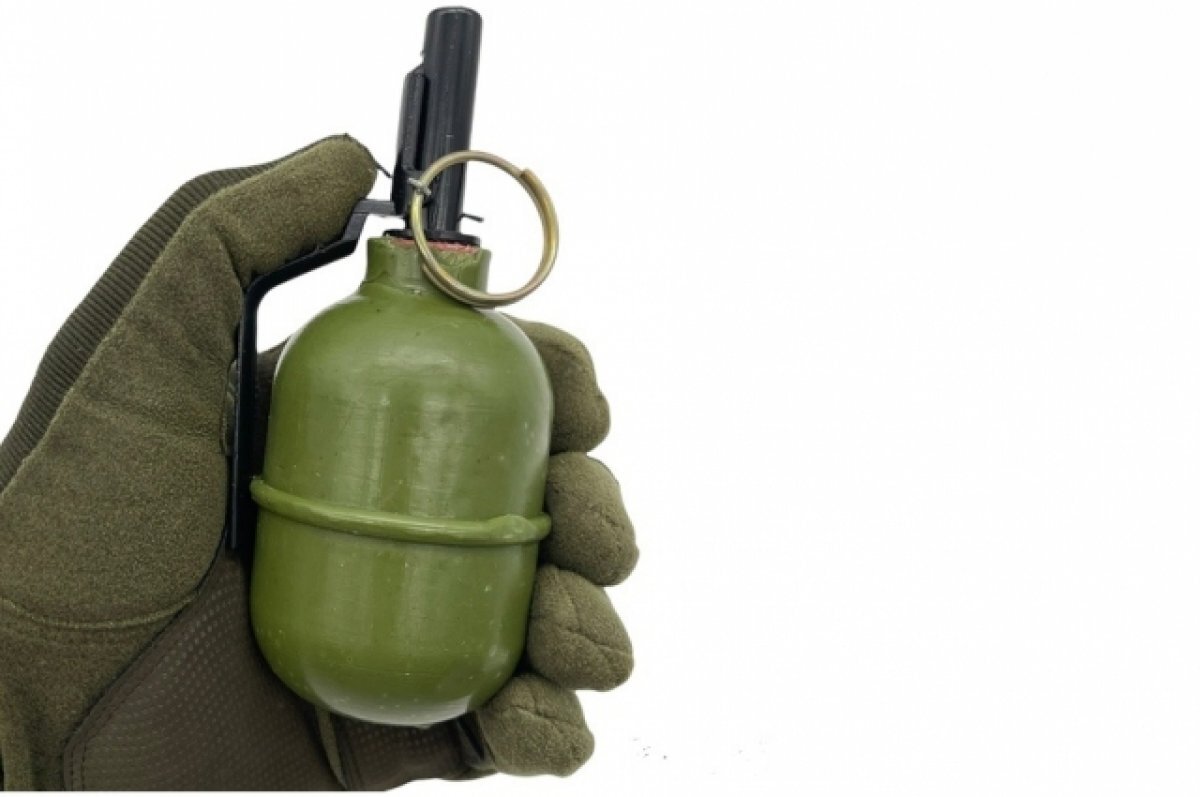    Петербуржец оставил гранату в качестве «любовного» послания бывшей девушке