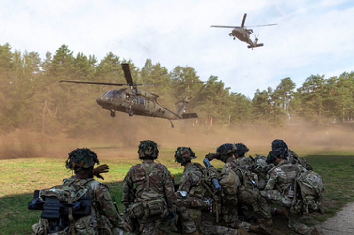 ВОЗМОЖНО, БЕГСТВО УКРАИНСКОЙ АРМИИ ВЫГЛЯДИТ КАК-ТО ТАК. НО ЭТО НЕ ТОЧНО. ФОТО: STAFF SGT. OSCAR GOLLAZ/KEYSTONE PRESS AGENCY/GLOBALLOOKPRESS