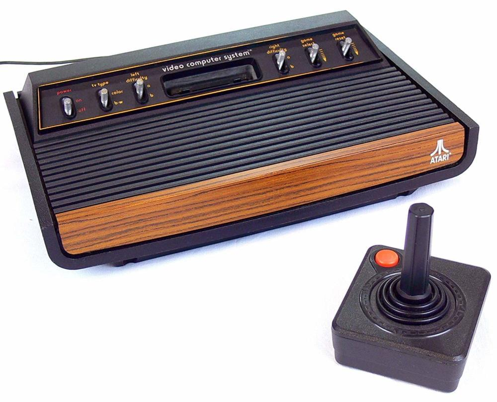 Атари. Атари 2600. Приставка Атари 2600. Игровая приставка Атари. Консоль Atari 2600.