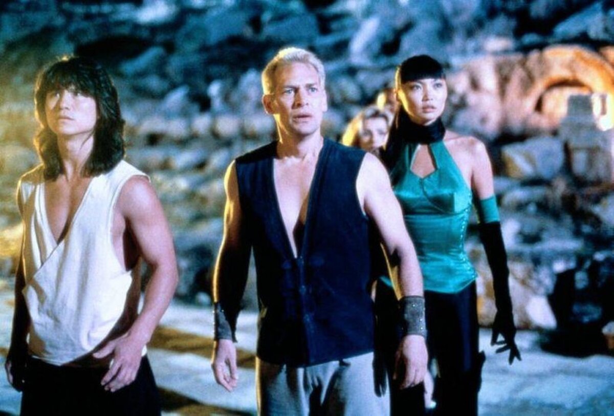 Кадр из фильма Смертельная битва 2: Аннигиляция. Источник фото filmpro.ru 