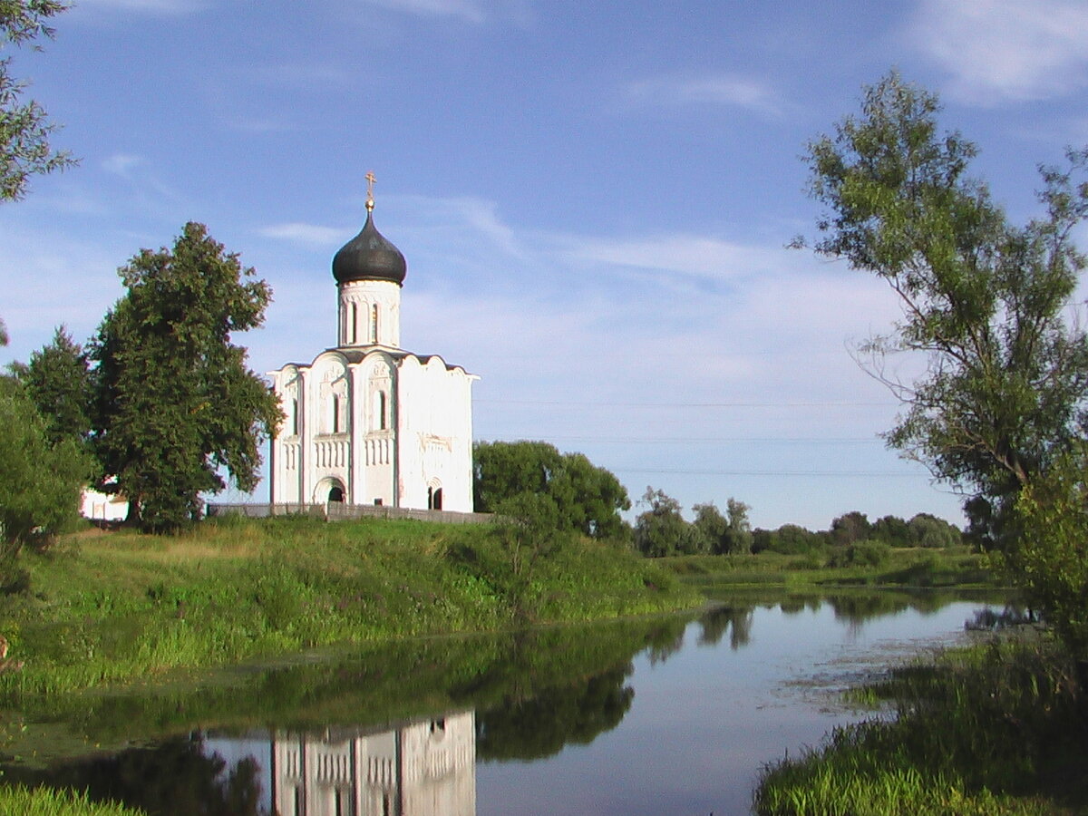 Фото из личного архива. Храм Покрова на Нерли.