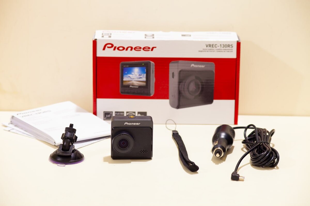 Регистратор pioneer. Pioneer vrec-130rs. Видеорегистратор Пионер vrec-100ch. Видеорегистратор Pioneer vrec-130rs. Pioneer vrec-170rs.