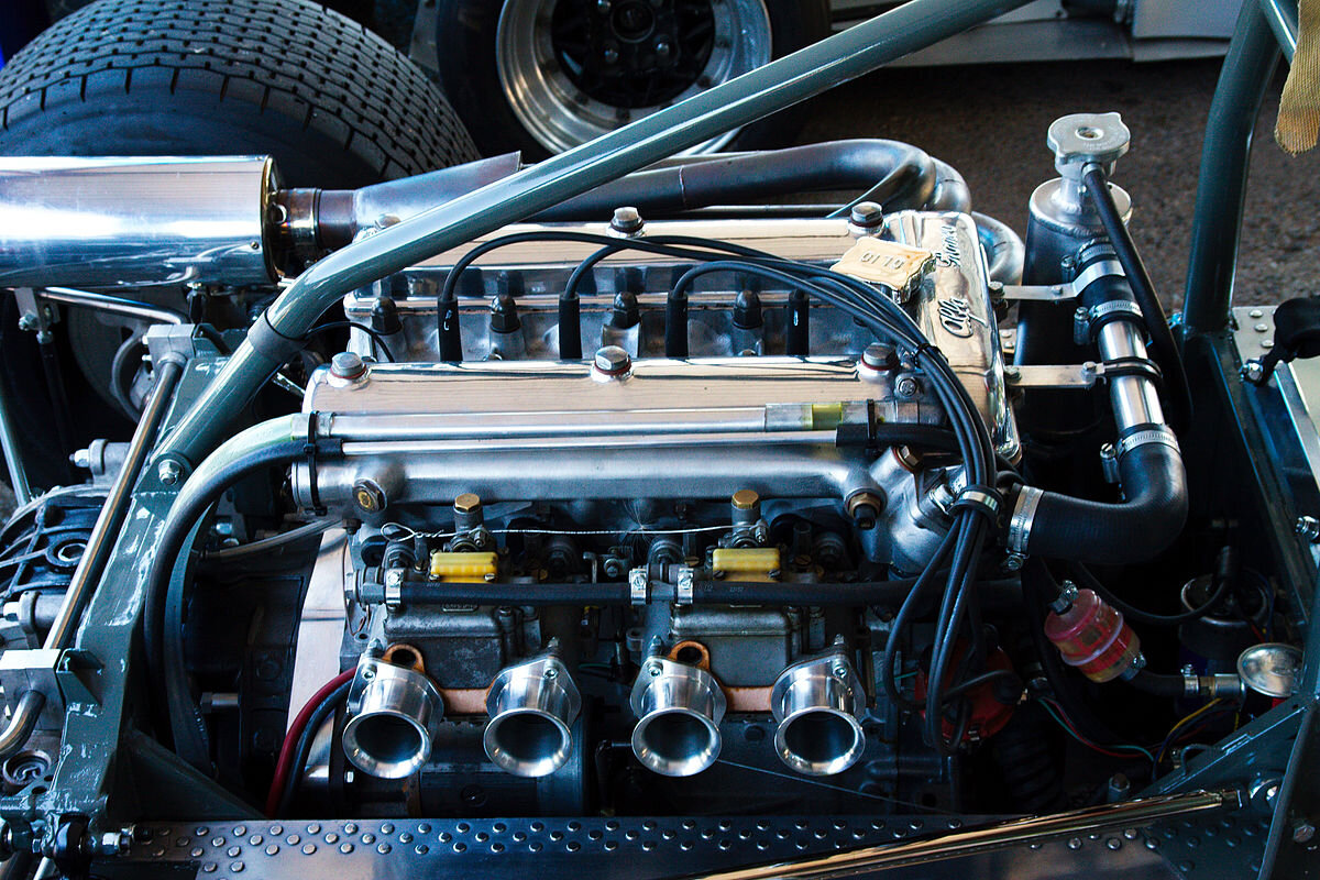 Двигатель Alfa Romeo Twin Cam