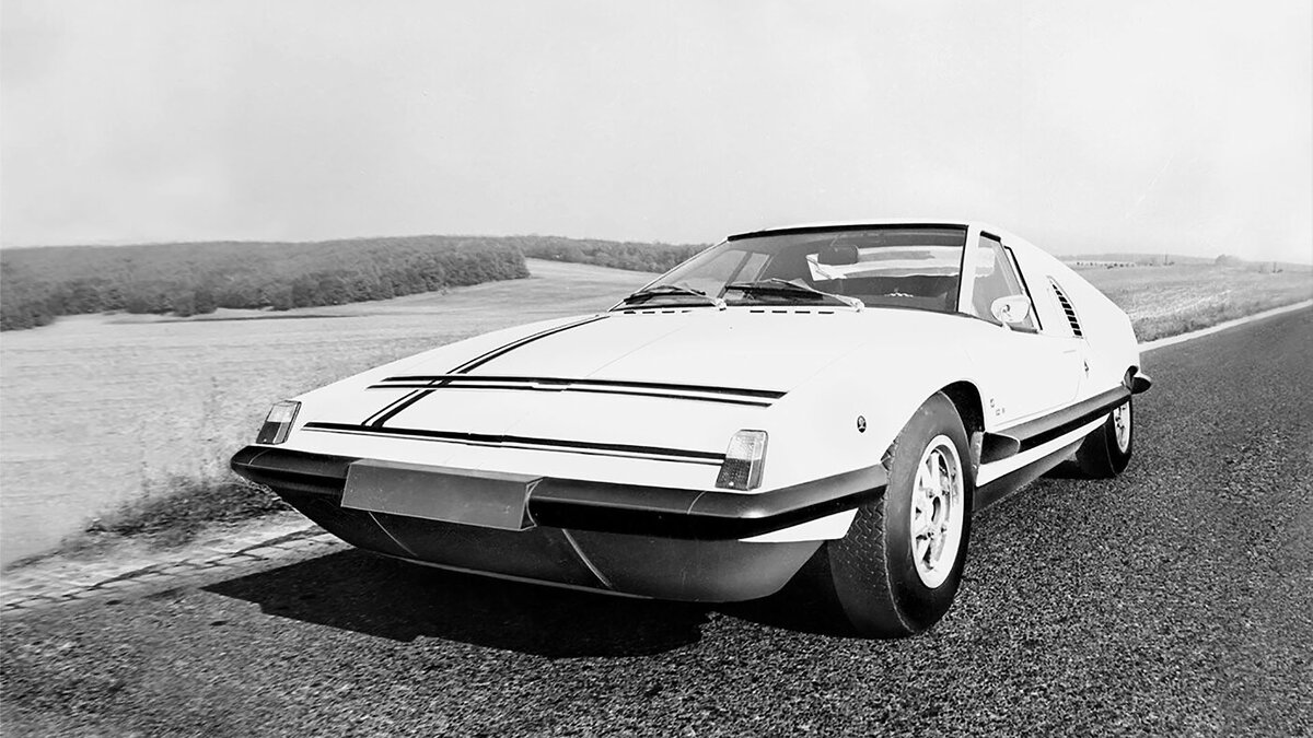 Обыкновенный гоночный автомобиль родом из 70-х