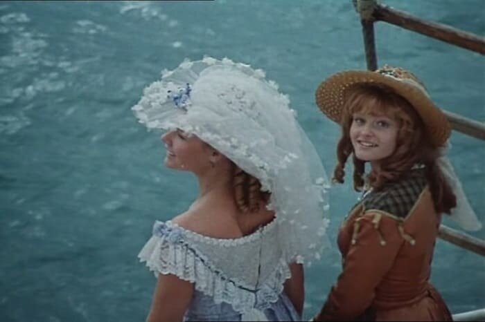 Источник: Кадр из фильма "В поисках капитана Гранта", 1985 (н.по з. в G-к.)    