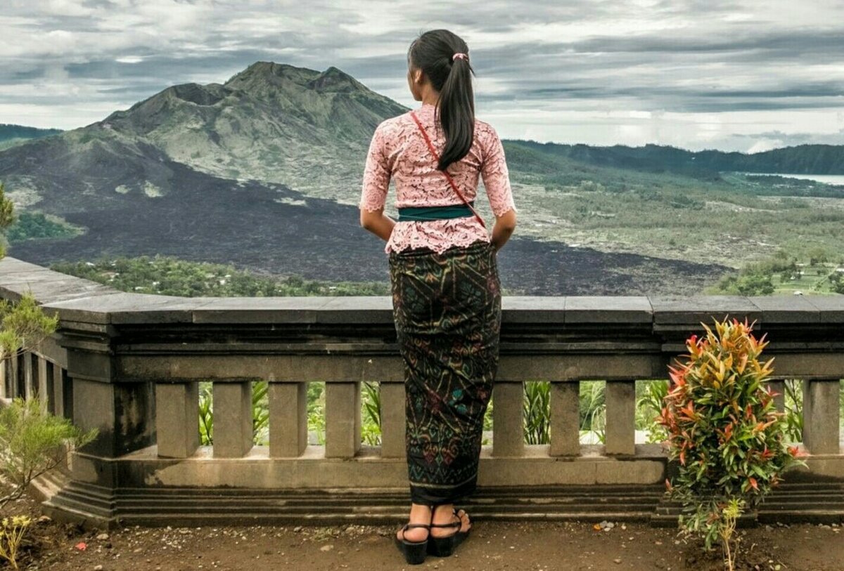 Говорят, что деньги — корень всякого зла. То же самое можно сказать о безденежье — Сэмюэл Батлер