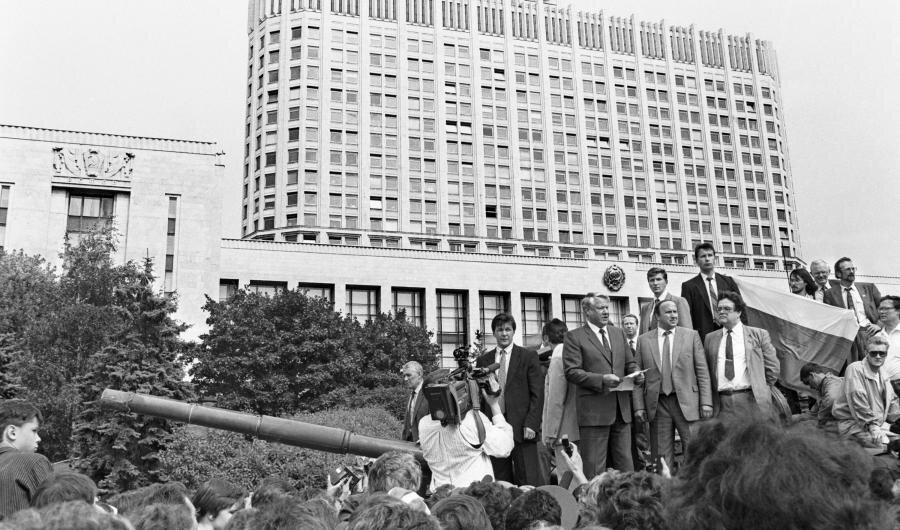 Августовский путч 1991-го. Борис Ельцин обращается к народу 