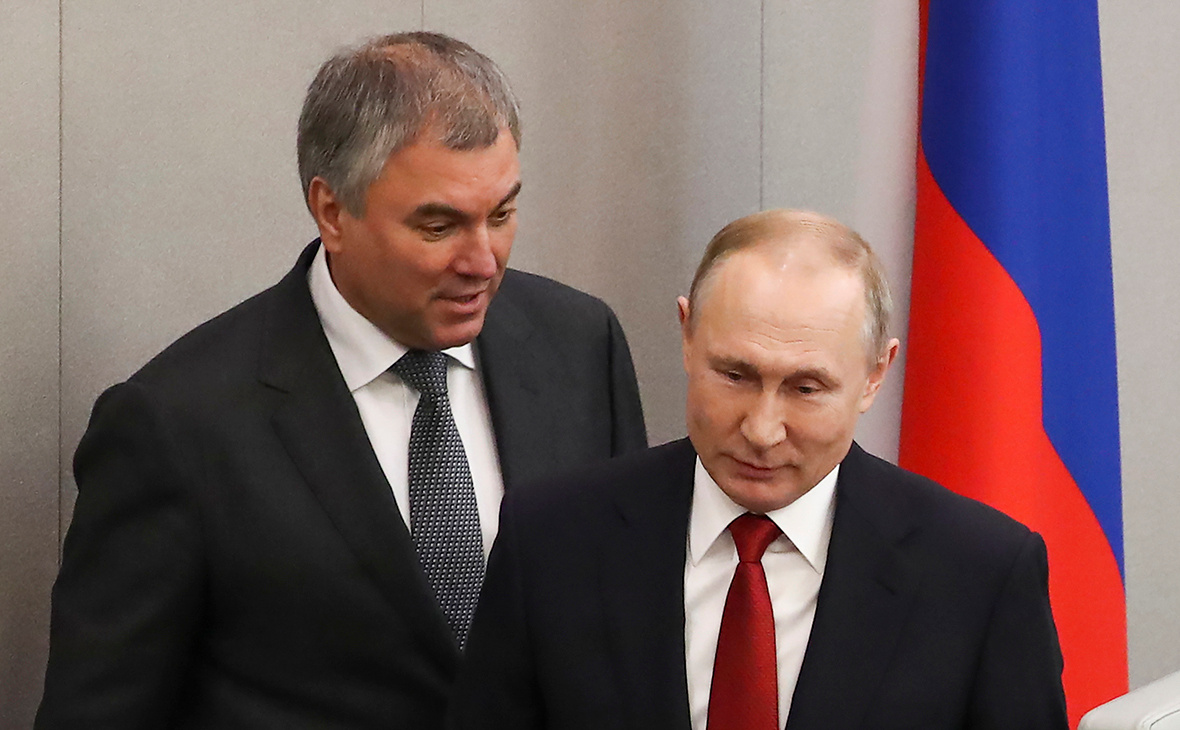Вячеслав Володин и Владимир Путин (Фото: Антон Новодережкин / ТАСС)