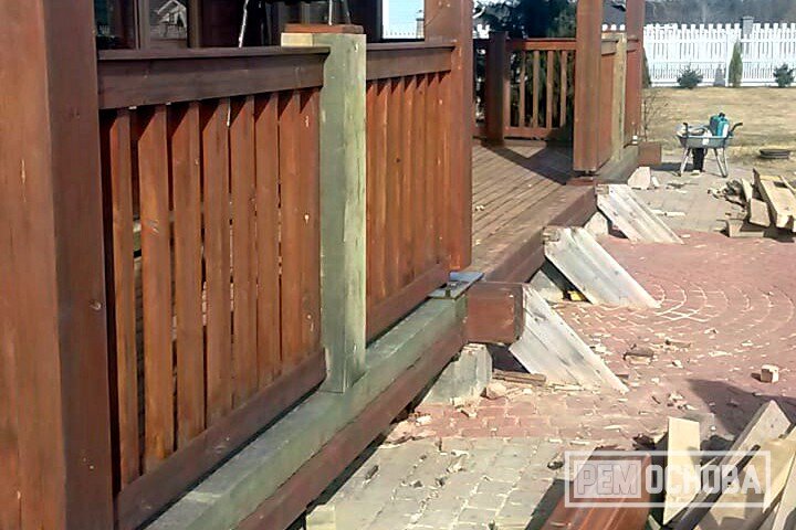 Замена гнилого бруса и столбов на открытой веранде в ДНП "Правдинское озеро"