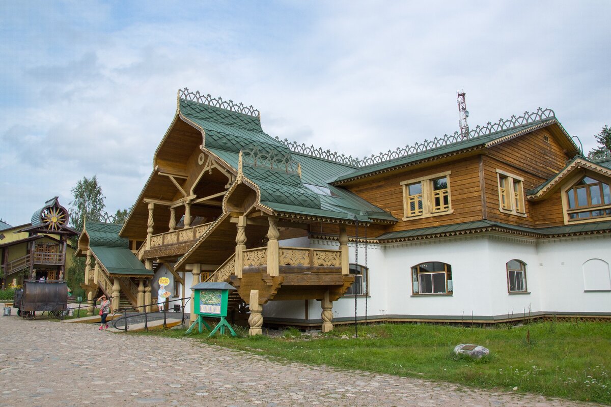 Верхние Мандроги туристический комплекс