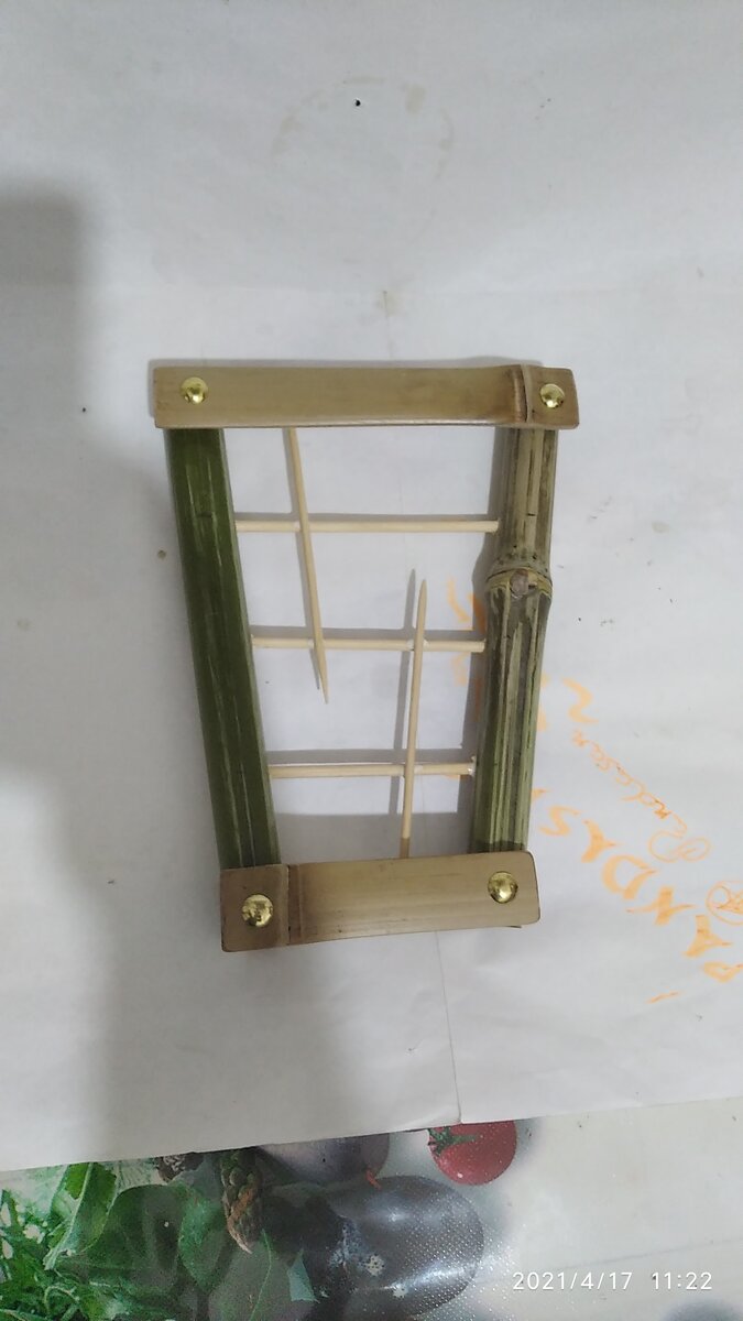 Не смотрите на кривые углы — это всего лишь пробная сборка на скорую руку...загорелось сделать, вникнуть в процесс сборки