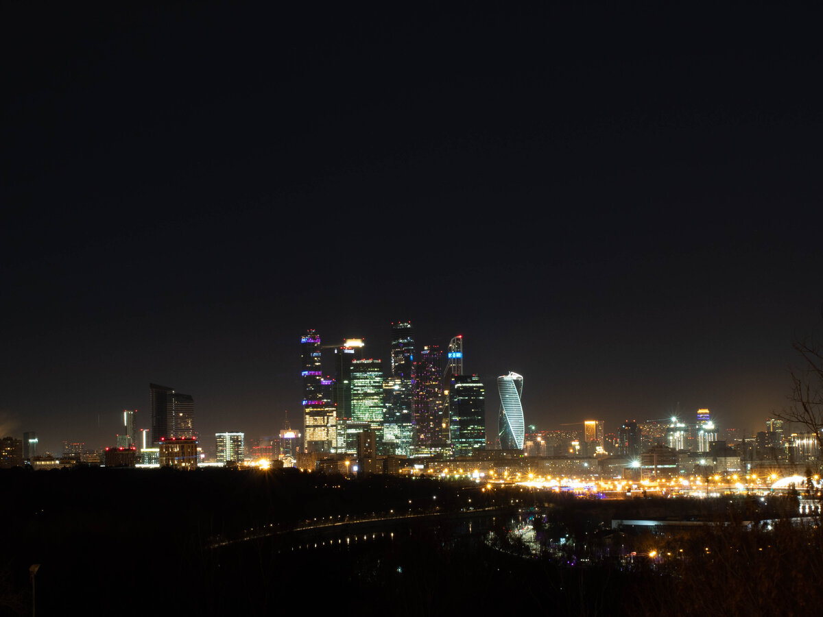 Москва-Сити. Фото автора. 30 с f/14 ISO 200