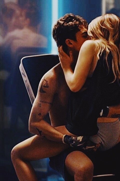 Самая горячая сцена из фильма