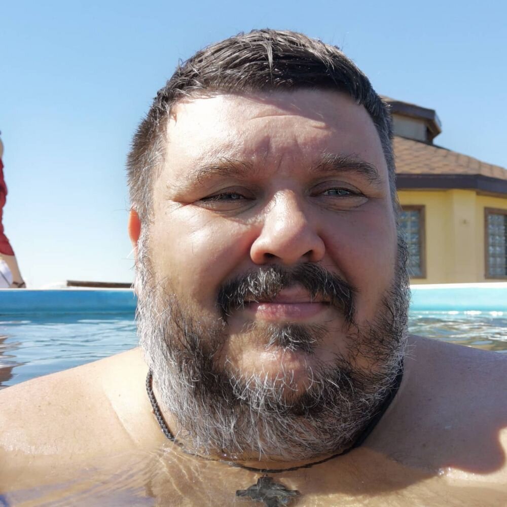 Гражданский активист и блогер Алексей Ульянов обнародовал в сети Интернет видео, составленное из нескольких видеообращений жителей