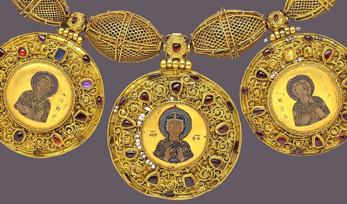 Древнерусский ювелирные изделия в технике скань
