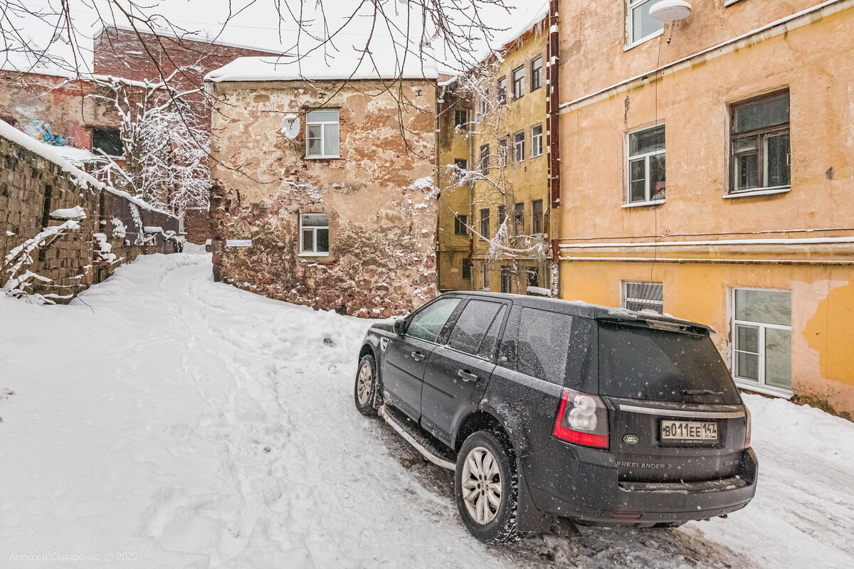 В нашей стране очень много действительно старых городов, но таких, как Выборг, нет. За свою долгую жизнь город-крепость успел многое повидать и даже побывать в трёх странах.-1-3