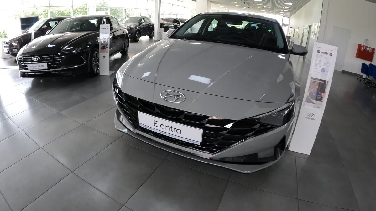 Hyundai Sonata и Hyundai Elantra